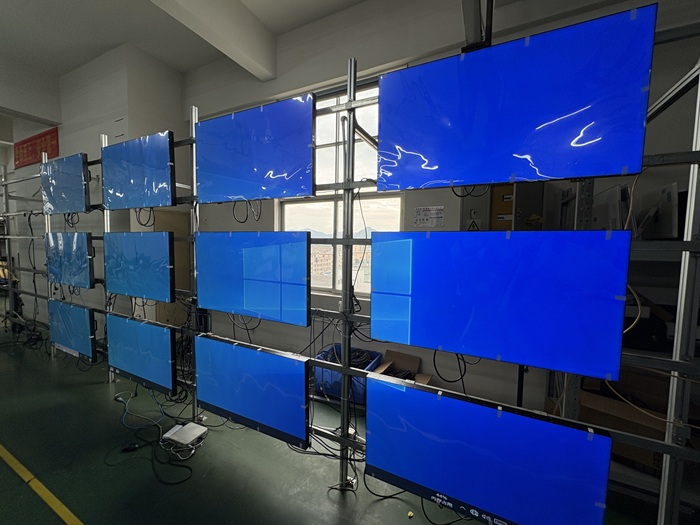 华邦瀛液晶拼接屏：以严苛老化测试，铸就可靠显示基石